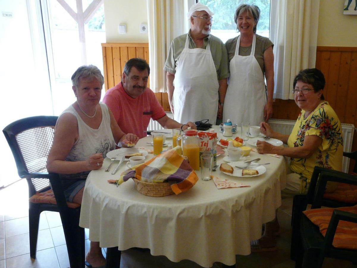 Torokszentmiklos Mo-Ha Panzio B&B 외부 사진
